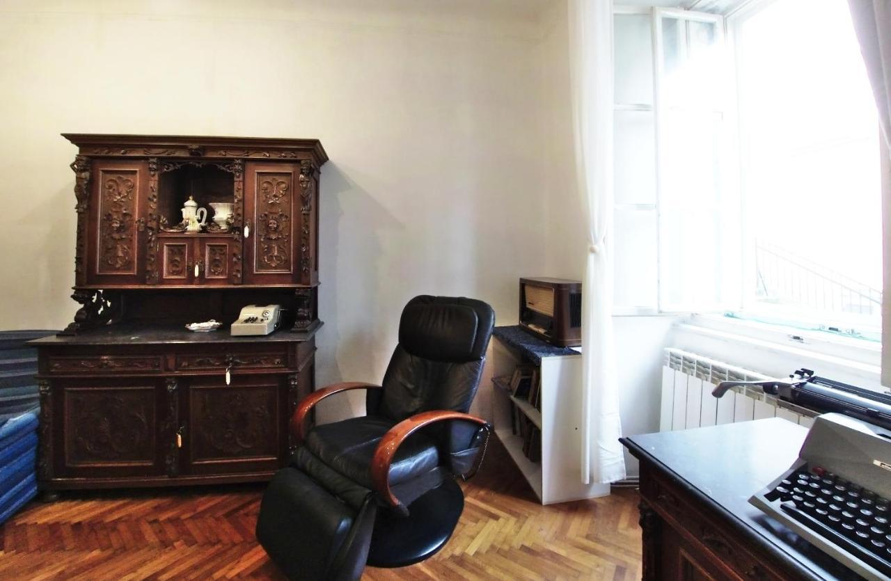 Casa Antica - Historical Apartment In Old City Center Trieste Luaran gambar