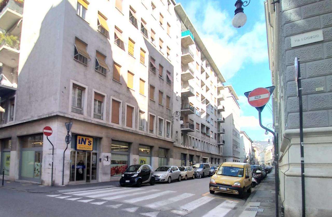 Casa Antica - Historical Apartment In Old City Center Trieste Luaran gambar