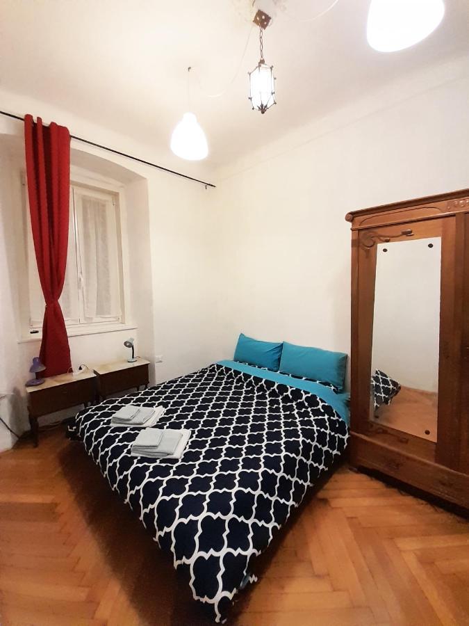 Casa Antica - Historical Apartment In Old City Center Trieste Luaran gambar