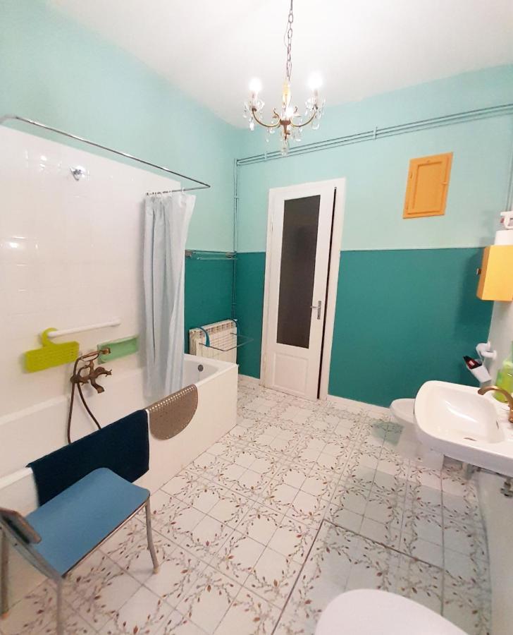 Casa Antica - Historical Apartment In Old City Center Trieste Luaran gambar