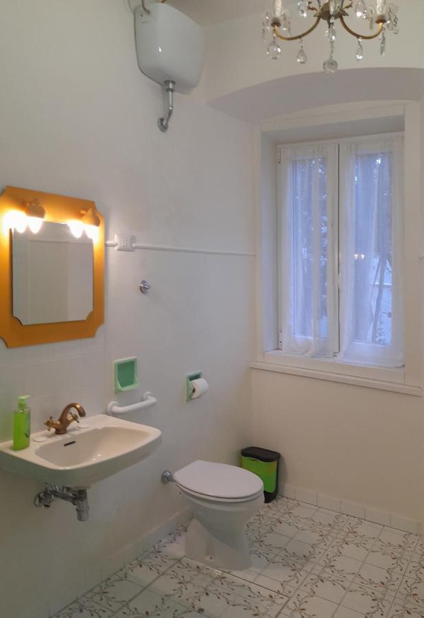 Casa Antica - Historical Apartment In Old City Center Trieste Luaran gambar
