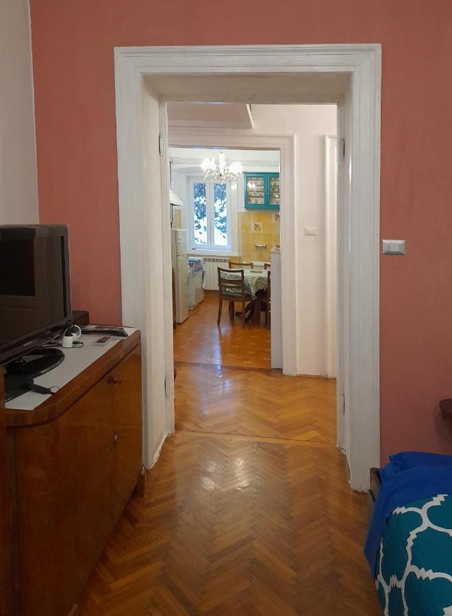 Casa Antica - Historical Apartment In Old City Center Trieste Luaran gambar