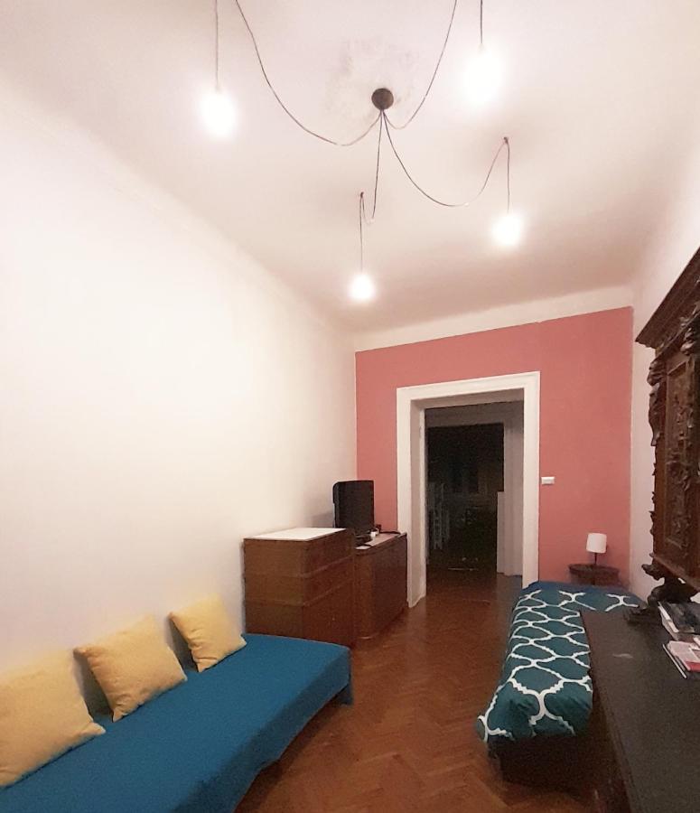 Casa Antica - Historical Apartment In Old City Center Trieste Luaran gambar